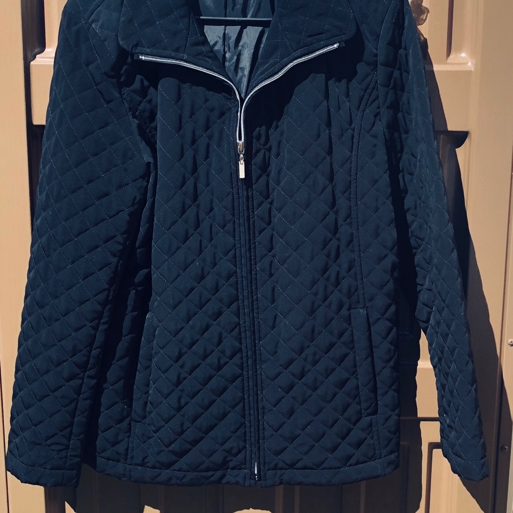 Black Quilted Fall Jacket
